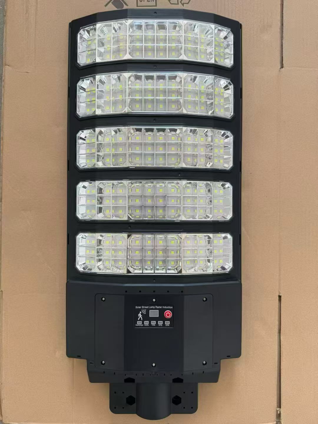 太阳能路灯2.jpg